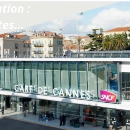 Apartment Orange, Hypercentre A 2minutes Du Palais Des Congres *